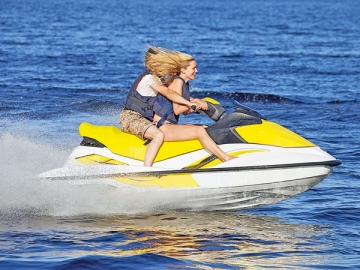 Если 3-НДФЛ с заявленной суммой вычета подать где-то в феврале—марте, то деньги из ИФНС поступят как раз к лету и их можно будет потратить на отпуск