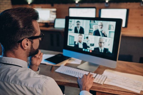 Новости: Совещание – это тоже работа